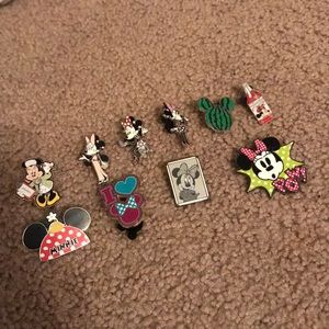Disney Pin Set - Minnie Mouse